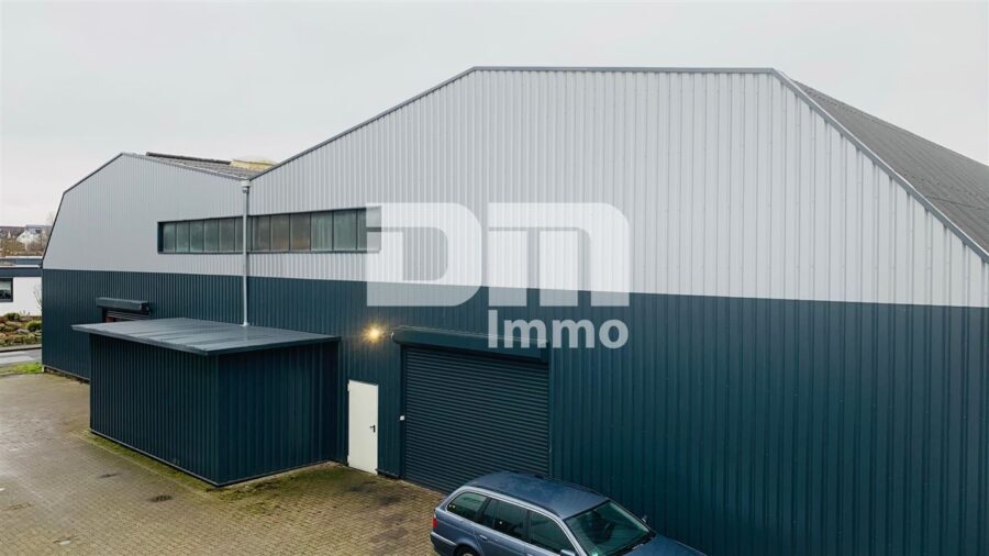 Lagerhallen 25 bis 150 m² variabel zu vermieten 300 m von der Stadt Kassel entfernt in Fuldatal - Außenansicht Halle 1